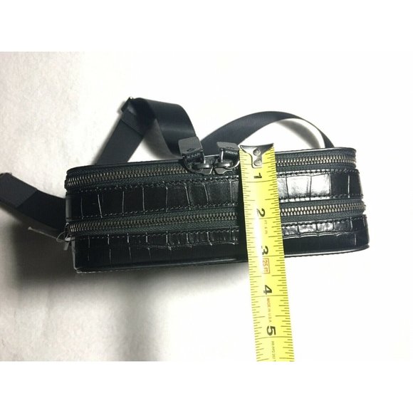 Michael Kors 'Harrison' croc-embossed black leather flight bag - Picture 3 of 5